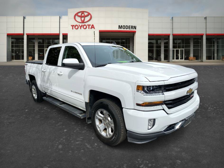 Used 2017 Chevrolet Silverado 1500 LT w/ All Star Edition AWD/4WD image 8