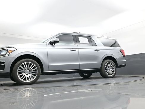 Used 2023 Ford Expedition Max Limited AWD/4WD image 46