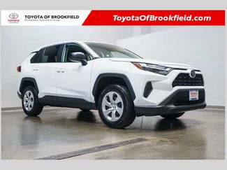 Used 2025 Toyota RAV4 LE AWD/4WD video 1