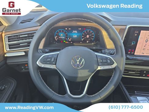 New 2026 Volkswagen Atlas SE image 17