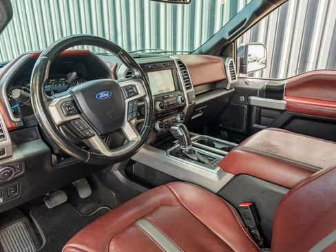 Used 2018 Ford F150 Platinum w/ Equipment Group 701A Luxury image 23