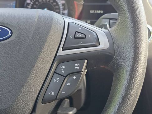 Used 2019 Ford Fusion SE FWD image 28