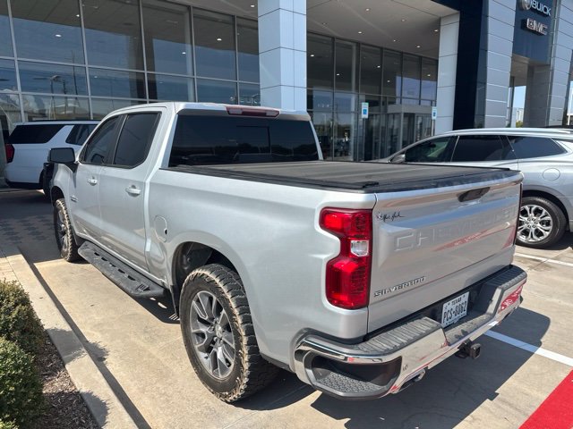Used 2020 Chevrolet Silverado 1500 LT w/ Texas Edition AWD/4WD image 3