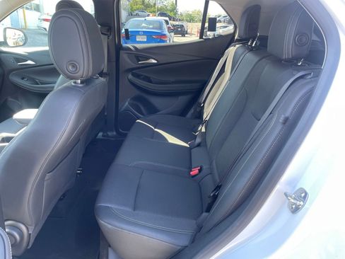 Used 2025 Buick Encore GX Preferred FWD image 24