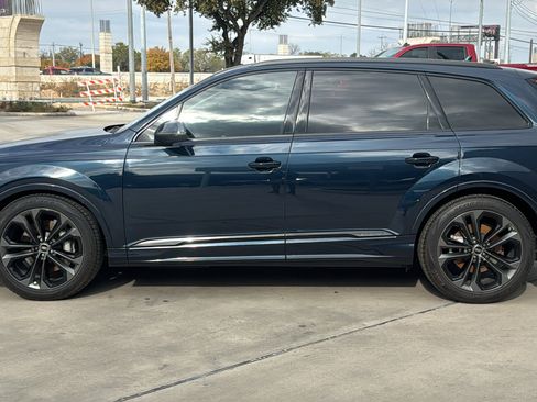 Used 2025 Audi Q7 3.0T Prestige image 4