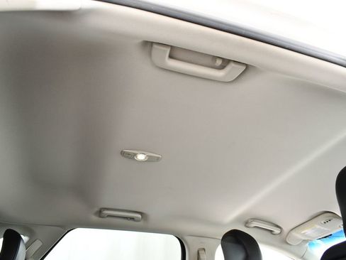 Used 2016 Ford Edge SEL w/ Equipment Group 201A AWD/4WD image 18
