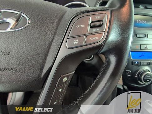 Used 2014 Hyundai Santa Fe GLS FWD image 17