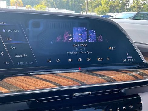Used 2024 Cadillac Escalade Sport Platinum w/ LPO, ONYX Package AWD/4WD image 36