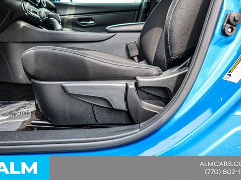 Used 2024 Nissan Sentra SV FWD image 19