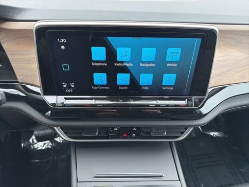 New 2026 Volkswagen Atlas SE AWD/4WD image 11