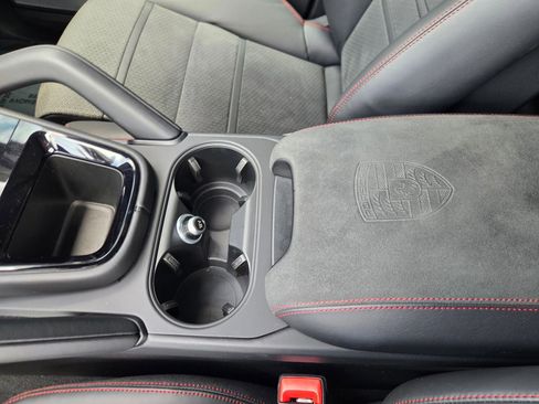 Certified 2026 Porsche Cayenne GTS AWD/4WD image 24