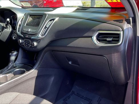 Used 2019 Chevrolet Equinox LT image 16