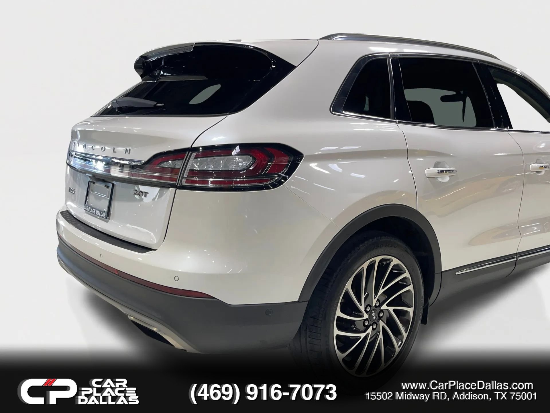 Used 2019 Lincoln Nautilus Reserve FWD image 12