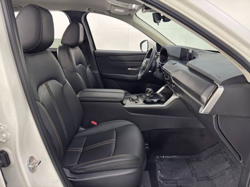 Used 2024 MAZDA CX-90 3.3 Turbo w/ Select Package image 14