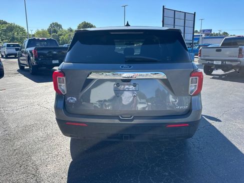 Used 2022 Ford Explorer 4WD w/ Class IV Trailer Tow Package image 4