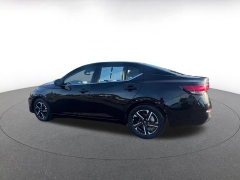 Used 2025 Nissan Sentra SV image 10