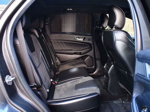 Used 2019 Ford Edge ST w/ Equipment Group 401A image 42