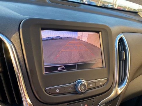 Used 2024 Chevrolet Equinox LT image 23