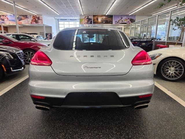 Used 2015 Porsche Panamera w/ Premium Package Plus RWD image 6