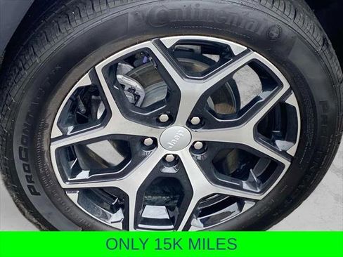 Certified 2024 Jeep Compass Limited image 29