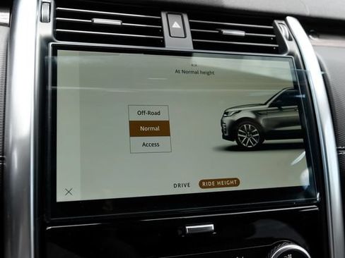 New 2026 Land Rover Discovery Dynamic SE AWD/4WD image 41