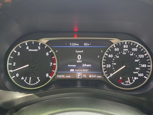 Used 2025 Nissan Sentra SR w/ Trunk Package FWD image 19