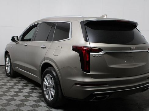 Used 2022 Cadillac XT6 Luxury image 5