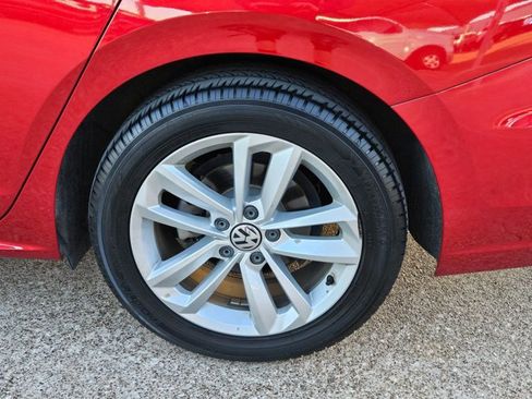 Used 2020 Volkswagen Passat 2.0T S image 19