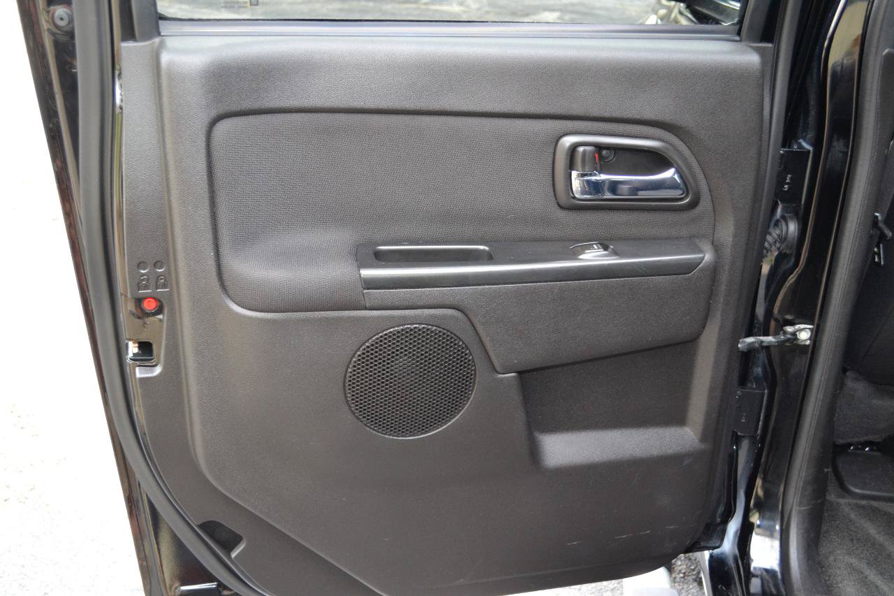Used 2011 Chevrolet Colorado LT AWD/4WD image 36