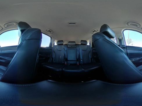 Used 2024 Kia Sorento S AWD/4WD image 45