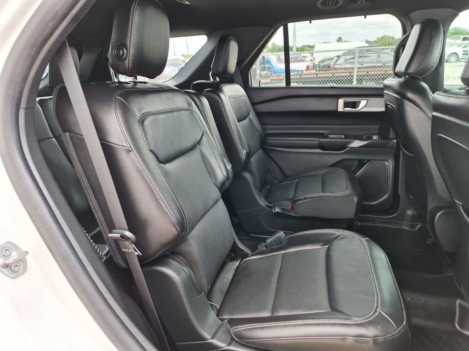 Used 2020 Ford Explorer Limited AWD/4WD image 27