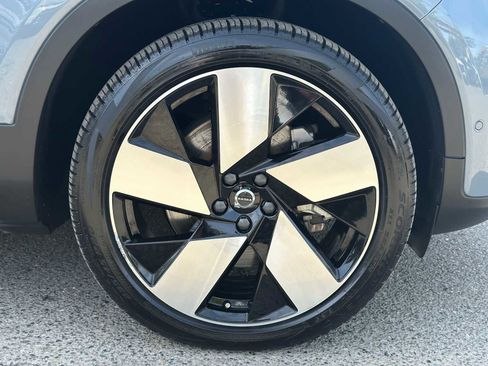 Certified 2023 Volvo C40 P8 Recharge Ultimate AWD/4WD image 10