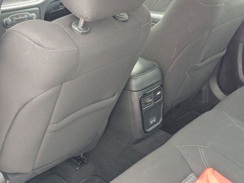 Used 2022 Dodge Charger SXT w/ Blacktop Package image 28