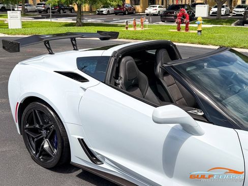 Used 2019 Chevrolet Corvette ZR1 RWD image 69