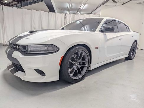 Used 2023 Dodge Charger Scat Pack w/ Plus Group RWD image 5