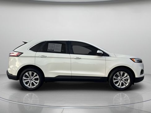 Used 2022 Ford Edge Titanium w/ Equipment Group 301A image 2