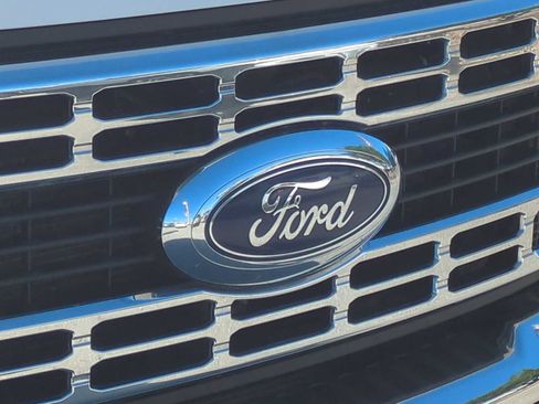 Used 2024 Ford F250 XLT w/ FX4 Off-Road Package image 29