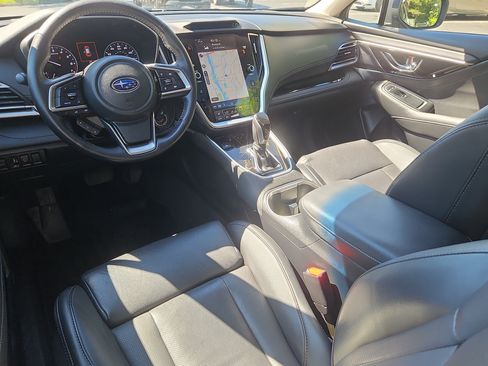 Used 2022 Subaru Outback Limited AWD/4WD image 3