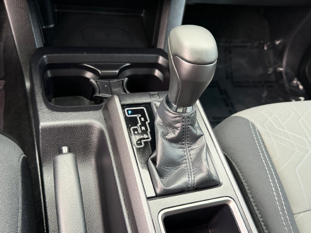 Used 2021 Toyota Tacoma TRD Off-Road w/ Technology Package AWD/4WD image 25