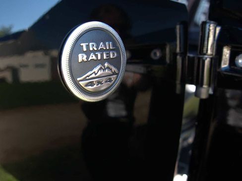 Used 2013 Jeep Wrangler Unlimited Rubicon w/ Dual Top Group image 35