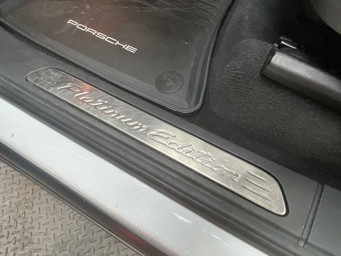 Used 2014 Porsche Cayenne AWD/4WD image 16
