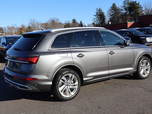Used 2023 Audi Q7 3.0T Premium Plus image 5