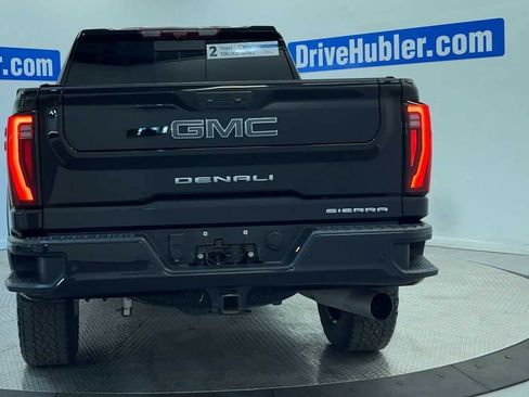Used 2024 GMC Sierra 2500 Denali Ultimate image 6