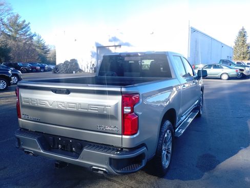 Used 2024 Chevrolet Silverado 1500 High Country image 3