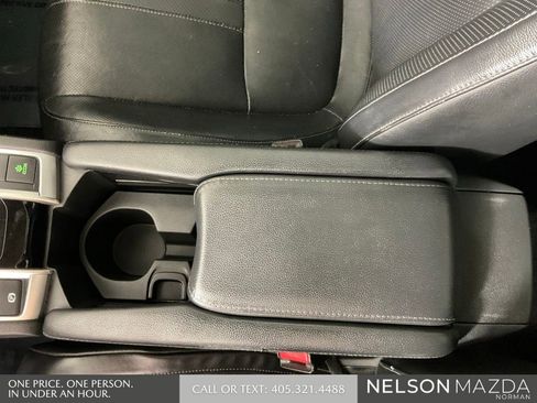 Used 2016 Honda Civic Touring image 39