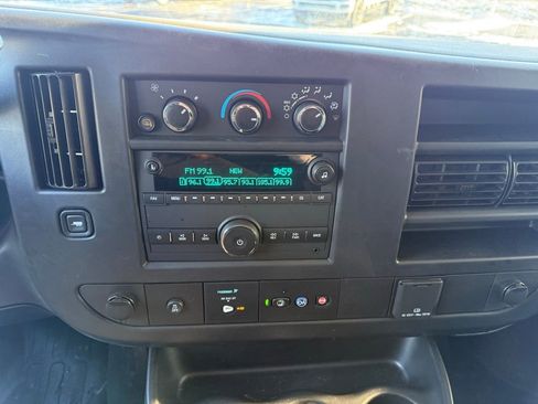 Used 2025 Chevrolet Express 2500 w/ Driver Convenience Package image 16