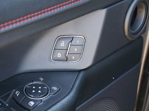 Used 2021 Ford Expedition Limited AWD/4WD image 16
