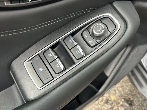 Certified 2023 Subaru Outback Limited AWD/4WD image 16