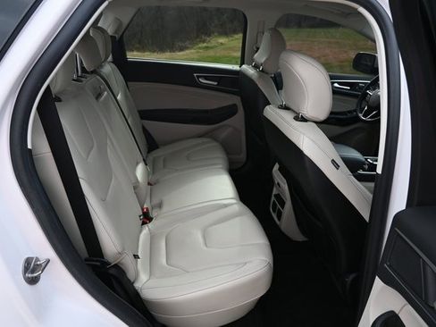 Used 2019 Ford Edge Titanium w/ Equipment Group 301A image 21