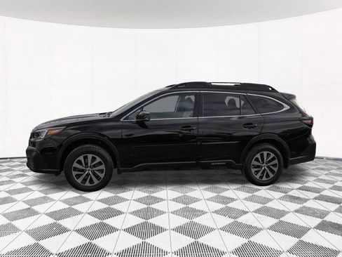 Used 2022 Subaru Outback Premium image 7